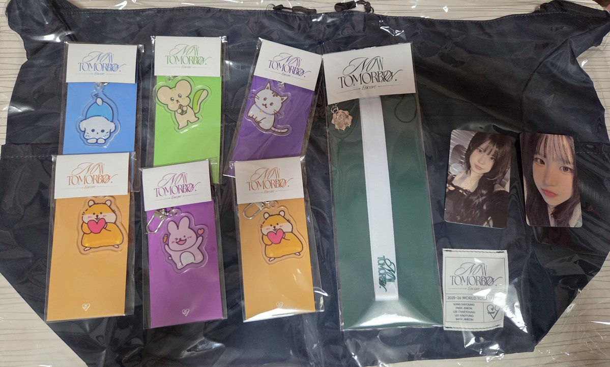 treecount's tweet image. 주말 내내 서울 당일치기로 다녀와서 너무 피곤해서 퇴근하고 정리 못했던거 이제 정리하기... ㅠㅠ
덕질도 체력이 있어야 한다!!!
#프로미스나인 #fromis_9
#프로미스나인콘서트
@realfromis_9