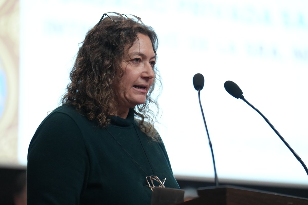 🏆 Lliurament del Premi Reconciliació de la Fundació Privada Sant Raimon de Penyafort a la <a href="/FundacioAbat/">Fundació Sant Antoni Abat</a> pel seu compromís amb els valors jurídics i socials i la protecció de les persones en situació de vulnerabilitat. Recull el guardó Neus Canet, gerent de l'entitat.