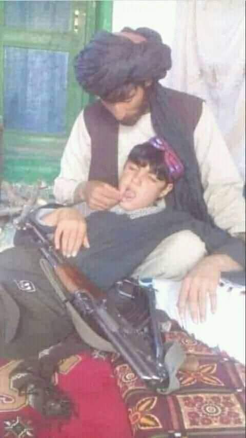 LinaRozbih's tweet photo. یکی نوشته "افغانستان امن است چون از جزیره اپستین به دور است"....

افغانستان، نیازی ندارد که به جزیره اپستین نزدیک و یا دور باشد!...افغانستان خودش، جزیره یی مخوف تر، ترسناک تر و وحشتناک تر از جزیره اپستین است که در آن همه چیز به شکل علنی، واضح و روشن جریان دارد و هیچ کس جرات ندارد علیه ان صدای بلند کند.

افغانستان، جزیره هبت الله است. در جزیره هبت الله، فرهنگ بچه بازی نهادینه شده و تجاوز ملا ها در مدرسه های به کودکان پسر و بعضا دختر، یک روال عادی روز تلقی میشود.

فایل های اپستین حال فاش شد...ولی سالهاست که در رسانه های اجتماعی، میلیون ها ویدیو و عکس از این تجاوز های جنسی بر کودکان وجود دارد و همه چیز ثبت شده و با سند به نشر رسیده است اما هیچ کس جرات نمیکند که در جزیره هبت الله، علیه این عمل زشت و وحشتناک، صدا بلند کند، چون اگر اینکار را بکند، کشته میشود!

در جزیره هبت الله، هر مرد طالب و غیر طالب حق دارد که دختران خورد سال را به زور، به هر تعداد که بخواهد، مثلا نکاح کند و باز هم هر کس، حتی اگر خانواده های همان دختران، علیه این اعمال طالبان شکایت کنند، در اسرع وقت کشته میشوند!

بنا این سرزمین خودش به جزیره اپستین مبدل شده است....آن عرب های را که به بهانه شکار به ان سرزمین می ایند، ایا واقعا می ایند تا شکار کنند!!....آن ترورست های خارجی که از عرب اغاز تا هر ملیت در ان سرزمین به سر میبرد و برده های جنسی خود را دارند....ان اجساد دختران و زنان و حتی کودکانی که در جوی ها و جاده ها یافت میشود.

تنها تفاوت جزیره اپستین با جزیره هبت الله در اینجاست که مشتری های اپستین ادم های سرشناس و پولدار بودند و مشتری های هبت الله، ترورست ها و ادم های هستند که طالب با انها در رابطه است!

اپستین به جزای اعمال شیطانی خود رسید ولی هیچ کس جرات نمیکند که کودکان افغانستان را از جزیره هبت الله نجات بدهد!