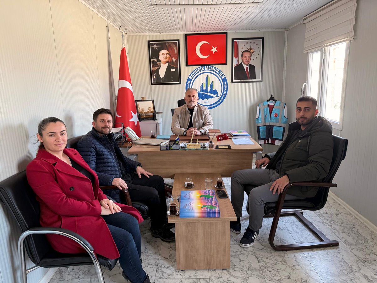 Bayındır Memur-Sen Hatay Şubesi Yönetim Kurulumuz ile bir araya gelerek Sendikal faaliyetlerimiz ve üyelerimiz için istişarelerde bulunduk.  Bizlere katkı sağlayan ilçe temsilcilerimiz ve üye olsun olmasın tüm personellerimize teşekkür ederim. 
Yaparsa <a href="/BayndrMemurSen/">Bayındır Memur-Sen</a> yapar