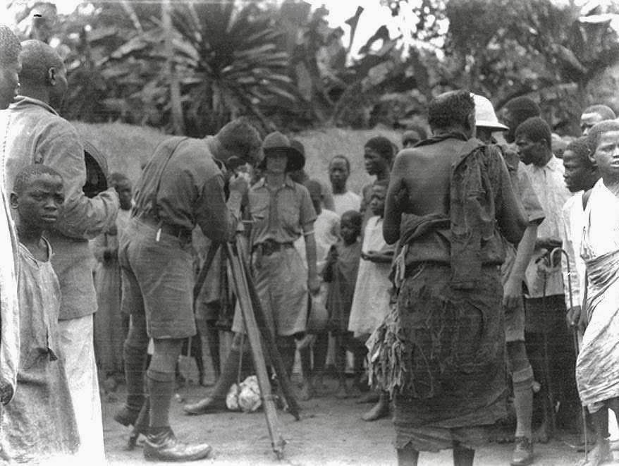 1927 Africa, most had not seen an automobile or white woman driving, certainly not a Motion picture camera! Here Cap is filming "Cape to Cairo” for Aloha's Adventure lecture Series, filming one of the crew in Kenya. Remarkable World Adventures by auto.
AlohaWanderwell.com/movies
RDT