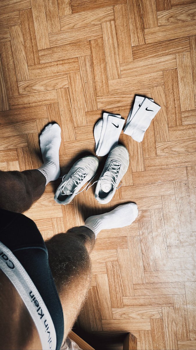 Qui aux pieds ? 😈🔥