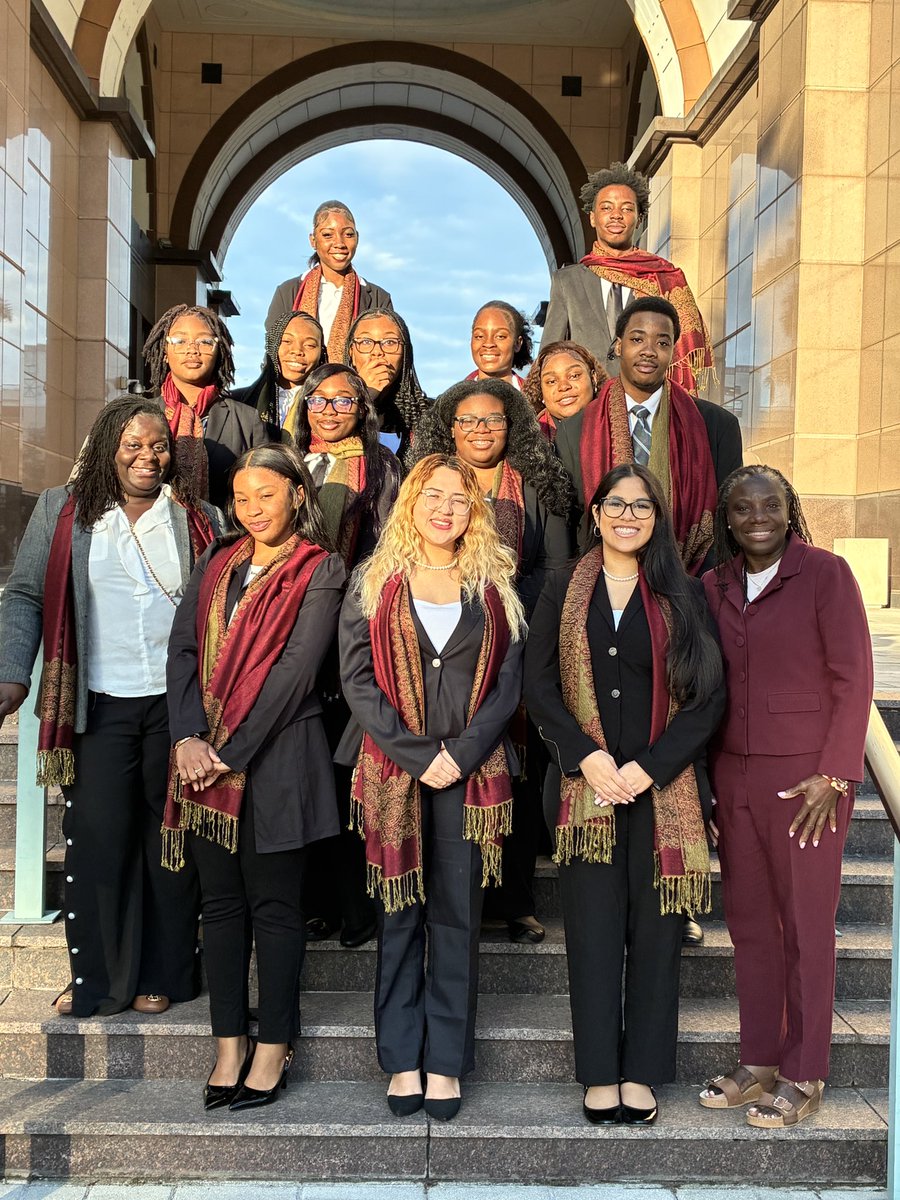 Five Carat Choice tweet media