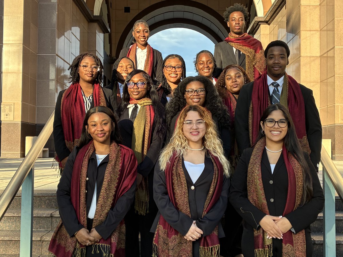 Five Carat Choice tweet media