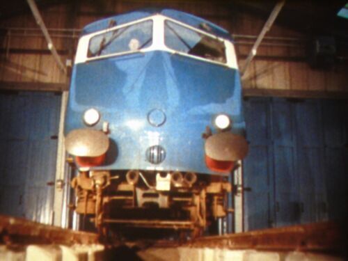 TalkingPicsTV's tweet photo. A beautifully filmed look back to the inaugural journey of the #BluePullman diesel train between Manchester and St Pancras.
π BLUE PULLMAN (1960) 6:30pm documentary short for all train lovers on #TPTV https://t.co/4iQLj1QxoH