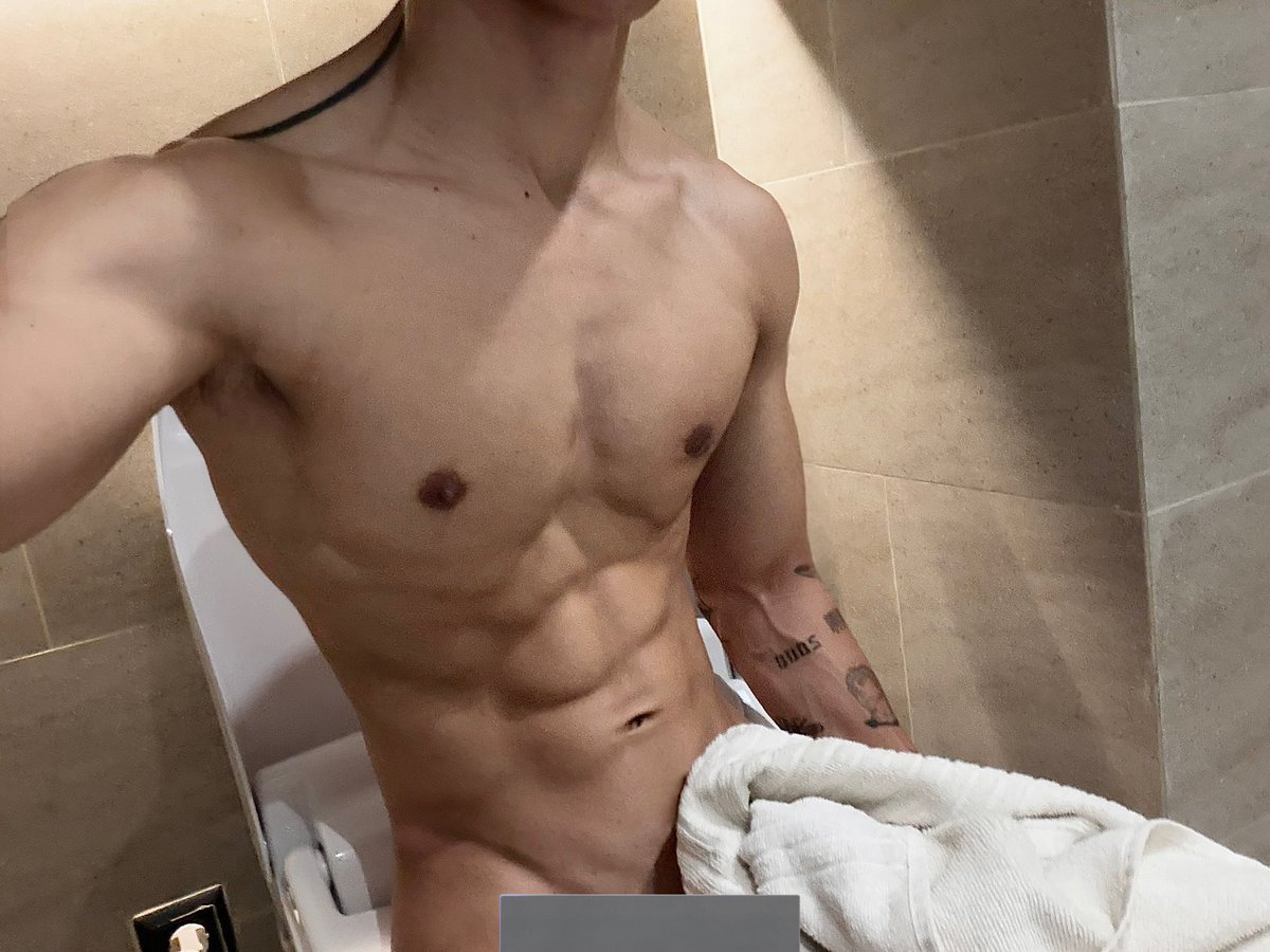 bunnies1ght's tweet image. poop