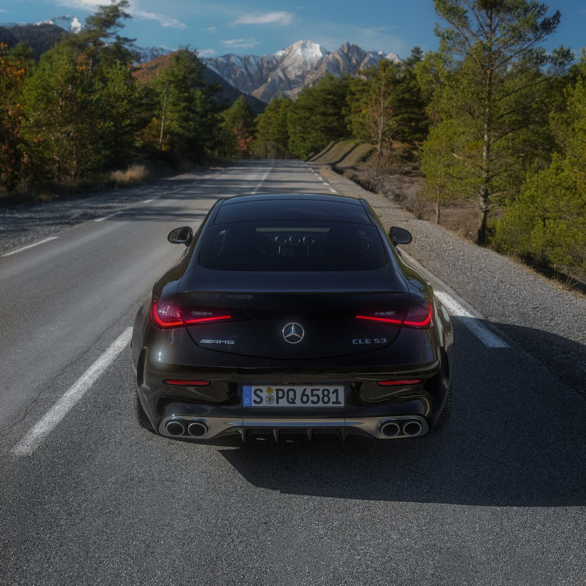 Mercedes-Benz tweet media