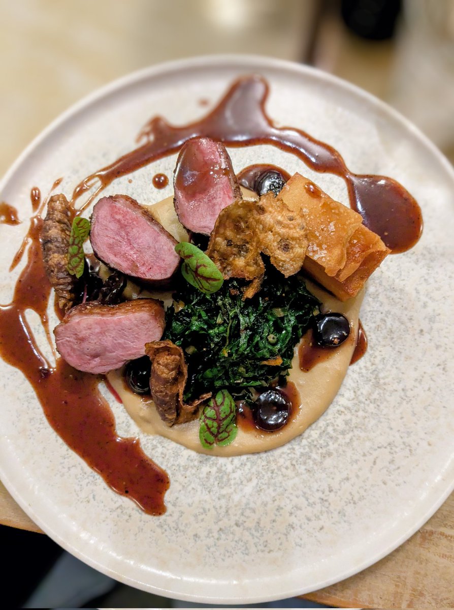 PXandTarts's tweet photo. Pan Seared Duck Breast 

duck fat layered potato, Jerusalem artichoke, rainbow chard, sour cherry and black pepper jus

@TheThreeHills2
The Three Hills, Bartlow, Cambridge https://t.co/nd1eCepSj4