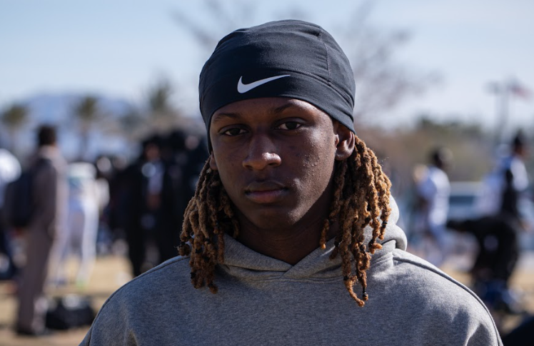 CALI FOOTBALL:  LOOK AT PROSPECTS RISING FAST ONTO THE RADAR

📈Stock up alert in the west, whose making waves in CALI football🔥

STORY: ▶️sixstarfootball.com/article/cali-f…

@D1Boze6 <a href="/Nate_Cadet/">Nathaniel Cadet</a> <a href="/kingcelifie/">Kingston Celifie 4⭐️</a> <a href="/kylenhartt/">Kylen</a> <a href="/Mak_kennedy9/">Mekhi A. Kennedy</a> <a href="/LangeAxton/">Axton Lange</a> <a href="/Patemartinez09/">Albert Martinez</a> <a href="/lukekarbywr/">Luke Karby</a> <a href="/maarrr11_/">Marcus Thompson lll</a>