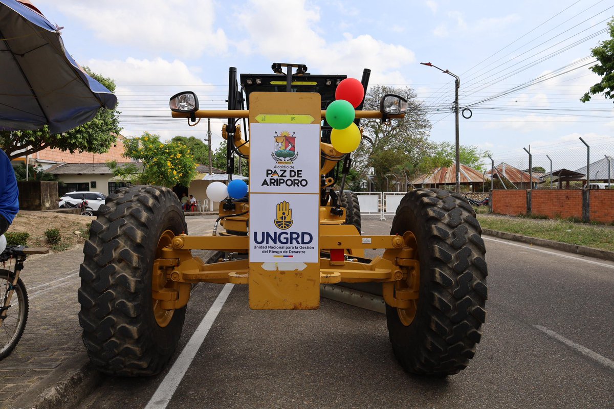 ¡UNGRD en #Casanare!

#AEstaHora la Unidad Nacional para la Gestión del Riesgo de Desastres encabeza la entrega de un banco de maquinaria amarilla en el municipio de Paz de Ariporo, por más de $9.600 millones mediante el mecanismo de Obras por Impuestos. 

Esta dotación mejorará
