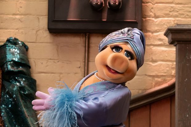 elaine_stritch's tweet image. THEY’LL SAY NORMA’S BACK AT LAAAAAAAAAAAAAAAAAAAAAAAAST