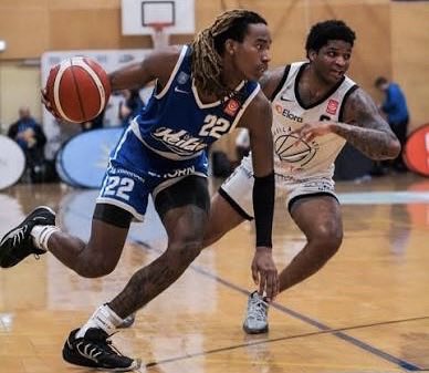 Pantocràtor tweet media