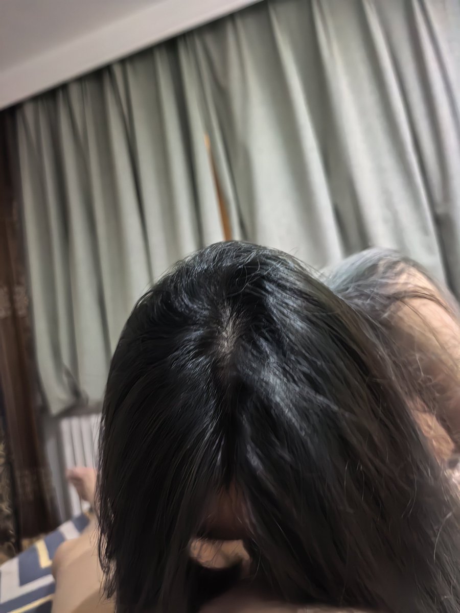 a55300066's tweet photo. 小三有点迫不及待了 https://t.co/6Yf1qWUJ4h