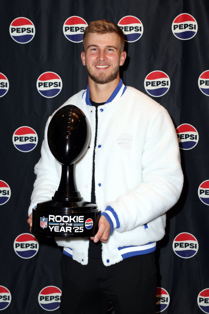NFL's tweet image. Congratulations to @tylershough2 on being voted the 2025 @pepsi Zero Sugar Rookie of the Year!