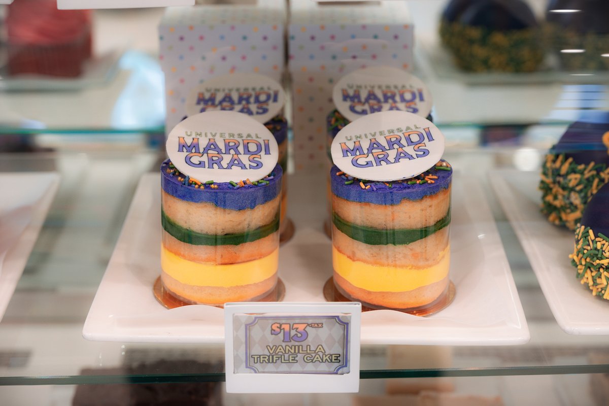 OrlandoInformer's tweet image. Mardi Gras goodies have arrived at Universal Studios Florida! Which one are you chomping on first? 🐊