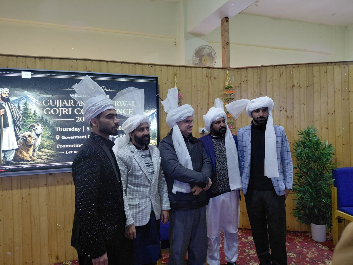 GBSAofficial's tweet photo. Today the Gujjar Bakarwal Students Alliance and the Gujjar Bakarwal Conference, in collaboration with GDC Uri, successfully organized an Educational Awareness Program in Uri. Empowering minds, inspiring futures and strengthening the path to education. https://t.co/E6T3pw7nHx