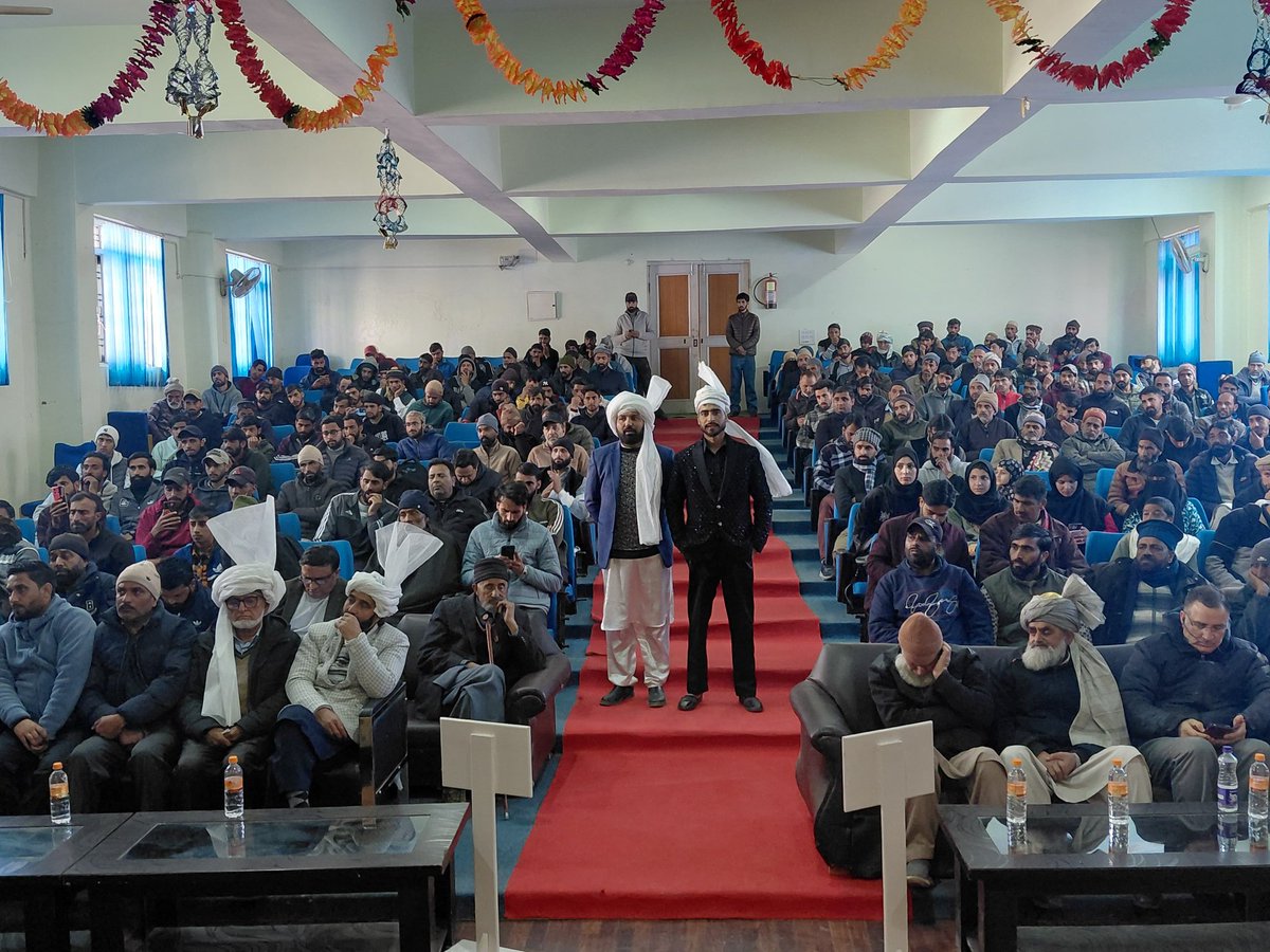 GBSAofficial's tweet photo. Today the Gujjar Bakarwal Students Alliance and the Gujjar Bakarwal Conference, in collaboration with GDC Uri, successfully organized an Educational Awareness Program in Uri. Empowering minds, inspiring futures and strengthening the path to education. https://t.co/E6T3pw7nHx