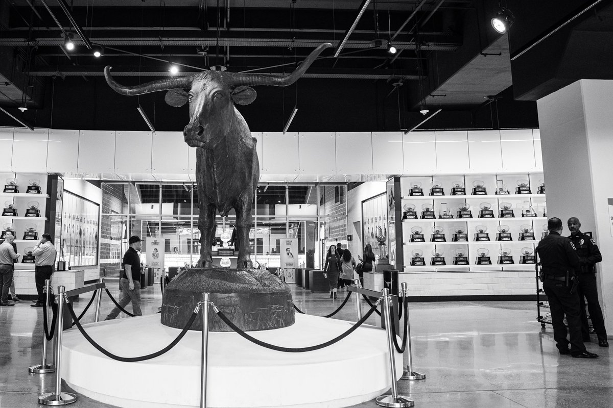 UT Austin Police Department tweet media