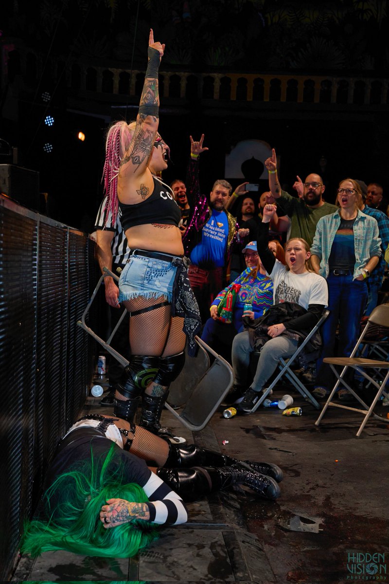 Heidi Howitzer • ハイディ・ハウイツァ tweet media