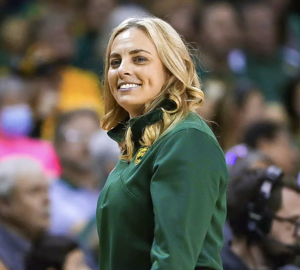 Rachel Galligan tweet media