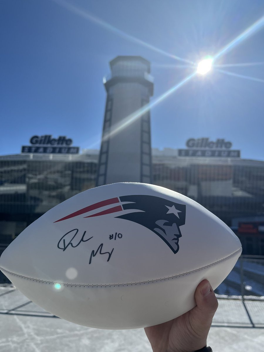 CALLING ALL DRAKE MAYE AND PATRIOTS FANS‼️🗣️ We’re giving away a signed Drake Maye football and all you need to do to enter is:

1) Follow <a href="/PatriotPlace/">Patriot Place</a>
2) Repost this post

The winner will be selected on Friday. Good luck!🏈🔥