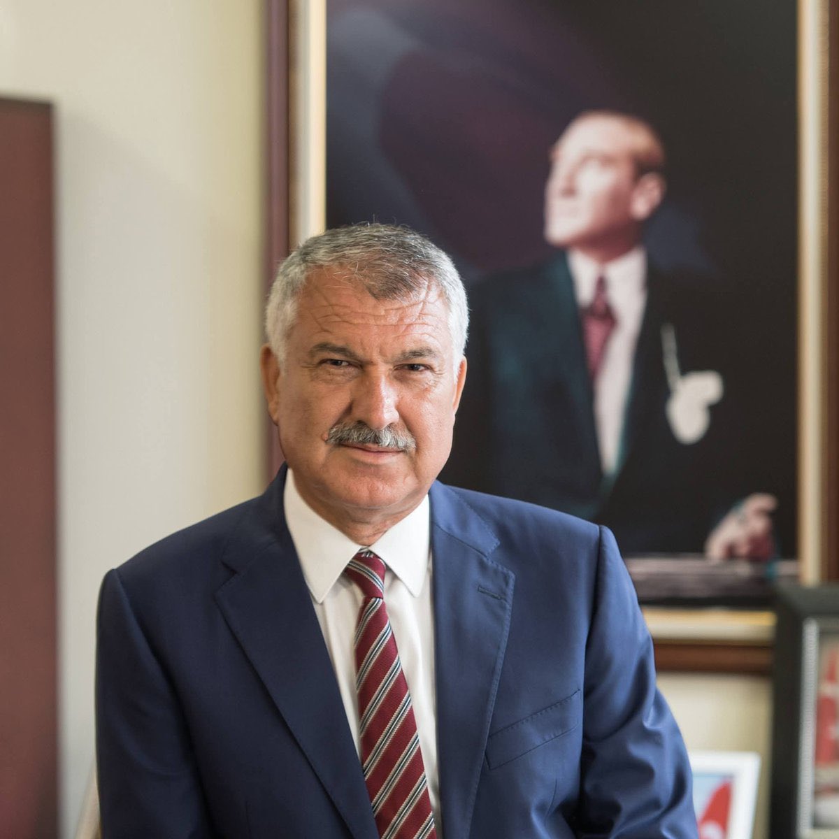 Geçmiş olsun <a href="/ZeydanKaralar01/">Zeydan Karalar</a>. Darısı diğer belediye başkanlarına.