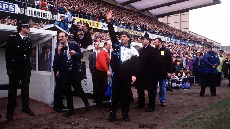 gallowgateSJP's tweet photo. 34 Years ago today Kevin Keegan returned to #NUFC and saved us!

He turned us from a club heading into old division three with potential bankruptcy to a powerhouse of English football. https://t.co/DebzDCqOeh