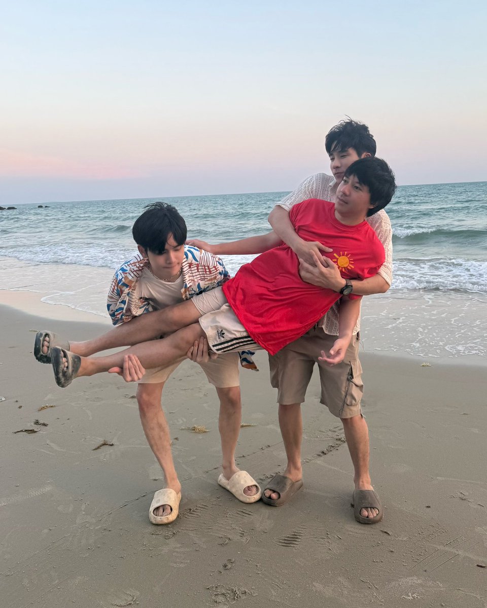 domedingdong's tweet image. สนุกเลยหละ