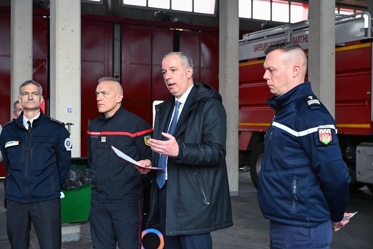 Image de Préfet de la Sarthe - 🛣 #SécuritéRoutière | Bilan 2025 en Sarthe

Cet après-midi, Sébastien Jallet, préfet de la #Sarthe,