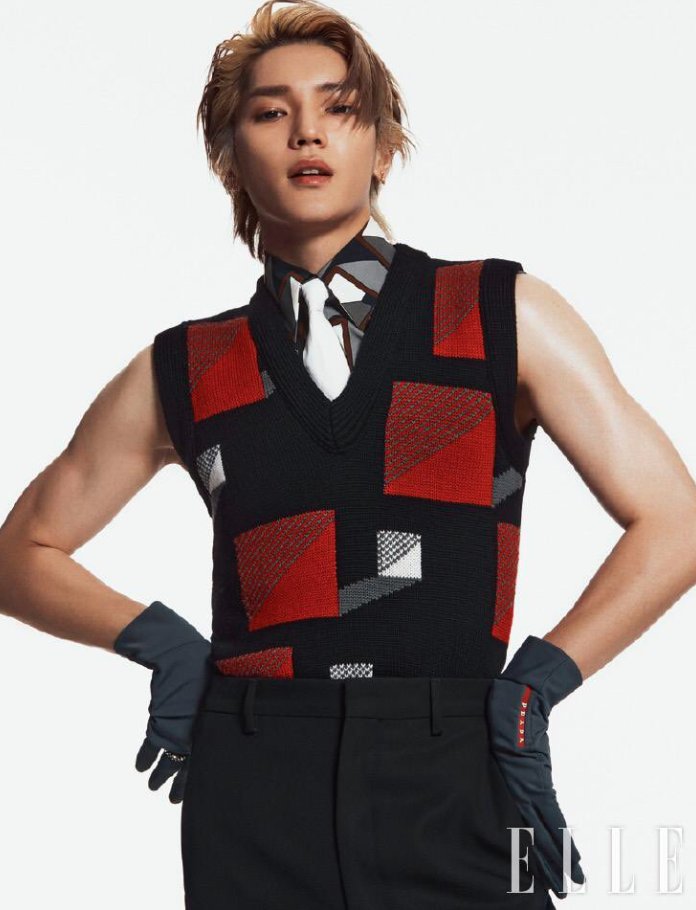 AboutMusicYT's tweet photo. Esquire US names NCT's Taeyong among the most stylish men in music. https://t.co/IUYou8bEeK