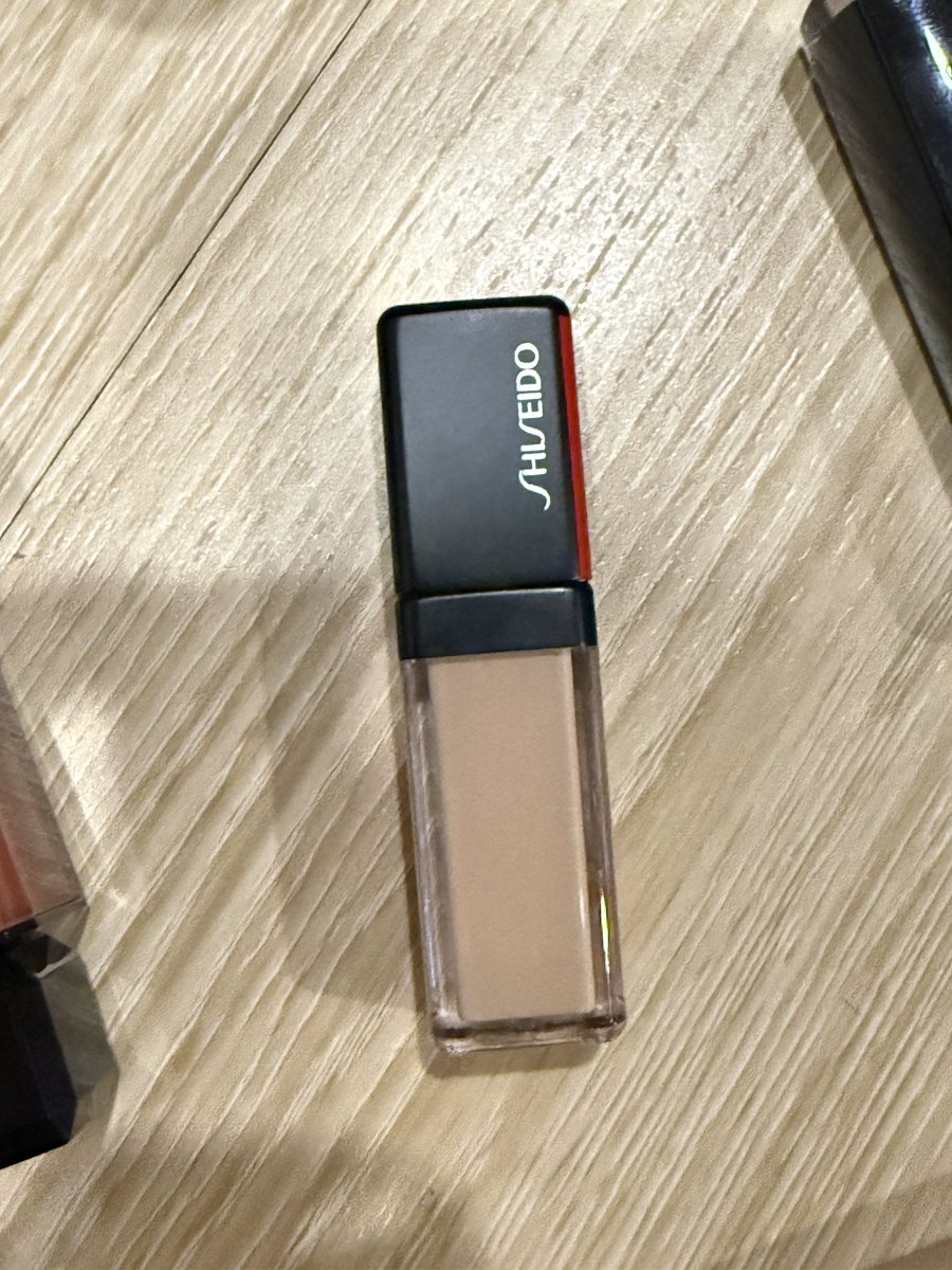 Alexantee tweet media