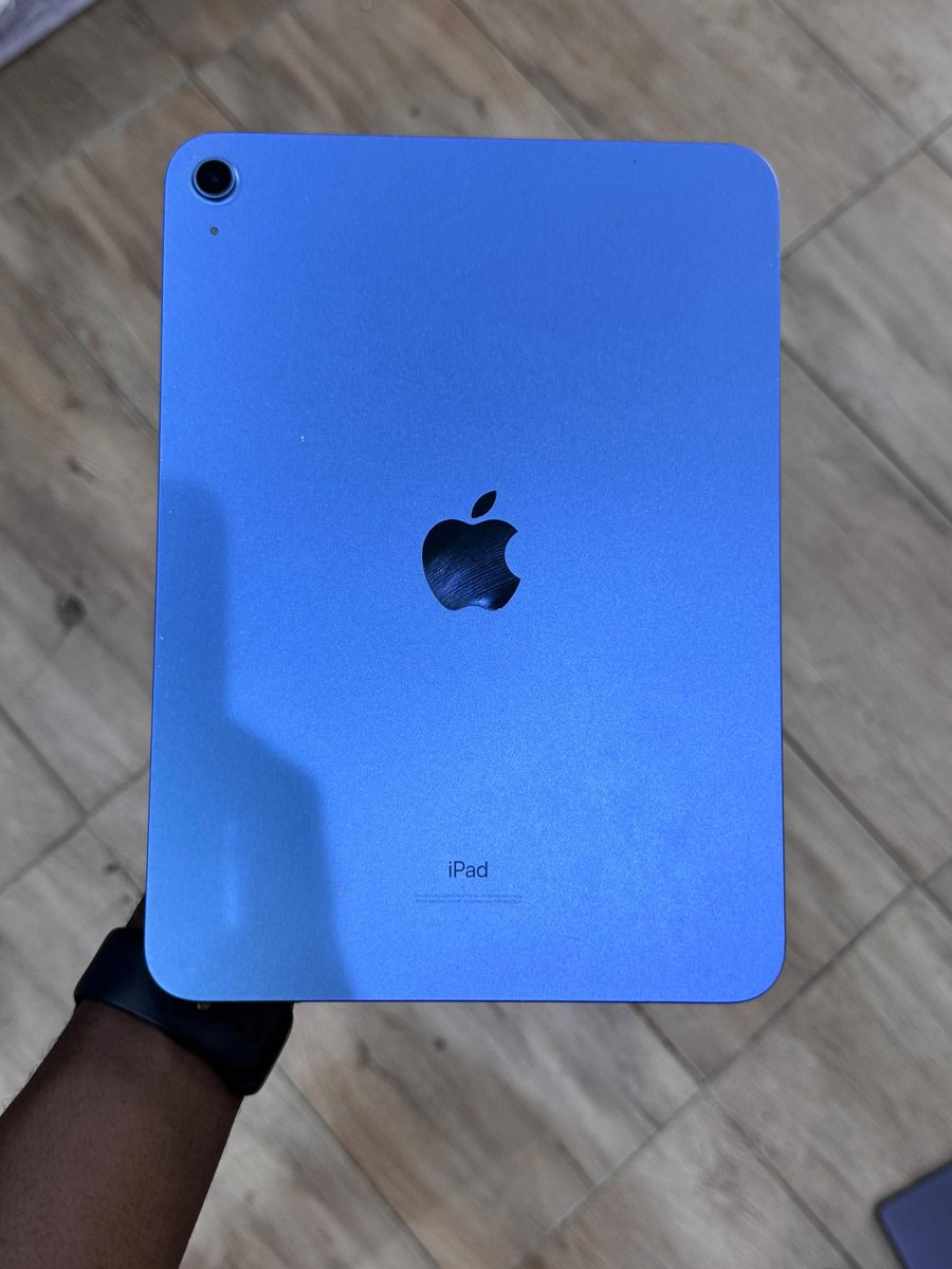 iPad 10th Gen 64GB Wi-Fi 385k