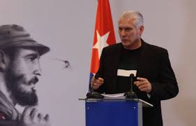 ¿Qué derecho tiene una nación para impedir que un país reciba combustible. Quiénes se creen que son?
#CubaEstáFirme