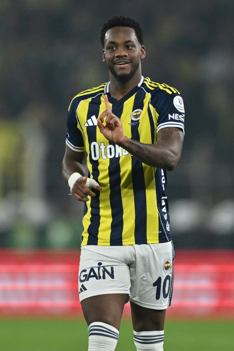 johan tweet media