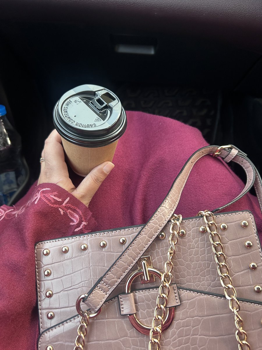 AabiruM's tweet photo. Where serenity embraces shukr.
#coffeelover https://t.co/KMnhMhzOh3