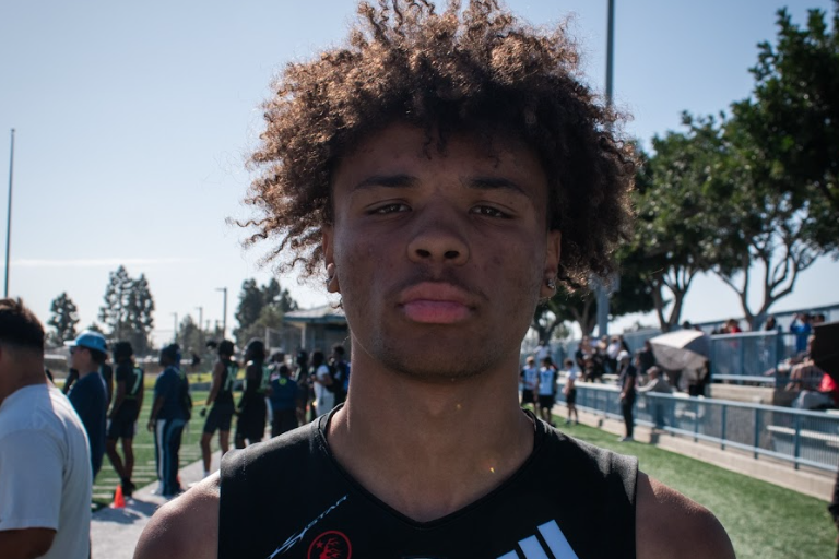 sixstarfootball's tweet photo. PLAYERS WE SEE LOADING UP ON OFFERS IN CALIFORNIA

📈Taking a closer look at CALI players coaches will want to offer🔥

STORY: ▶️https://t.co/Oe1UEbvHcF

@jeremyd0925 @dylandepifanio_ @hunter_eligon @djferguson_ @diezel_33 @JaydenHilliard5 @Zion_key14 @h_shriver66 @_AidenTanks @mekhaiwatkins2