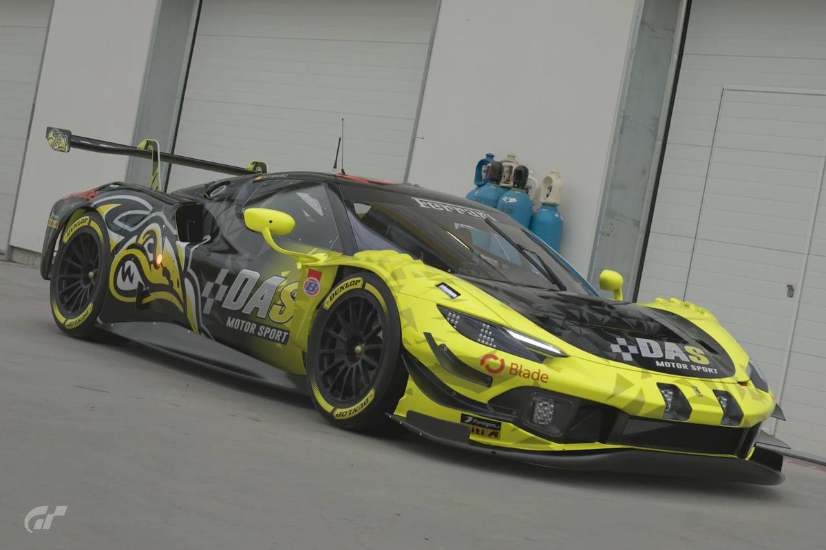 MotorsportDas's tweet photo. Hoy, Jueves como siempre a las 23H, 2 carrera de las DAS SERIES 2026!!🔥
Estais preparados?👀
@bladegear_ 🎮
#GITITires 🛞
#DASSeries 💛🖤
#bedas 🏁 https://t.co/utMxBdMj9u