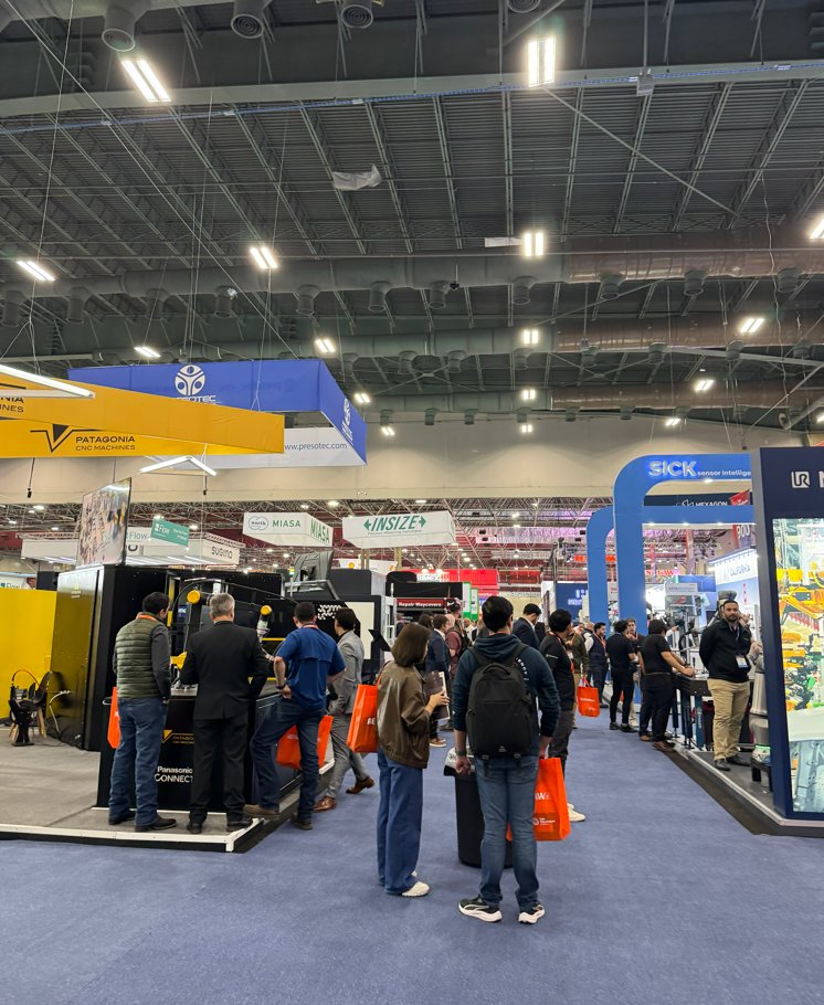 Kitagawa_mx's tweet photo. ⏰Hoy cerramos Expo Manufactura 2026, gracias por ser parte de esta gran edición.

Si aún no nos visitas, este es el momento. Ven y con gusto resolveremos tus dudas y te mostraremos nuestras soluciones.

#manufacturing #cnc #robotic #automation #kitagawa #Automotive #asaemblyline https://t.co/3QHMWFOnrR