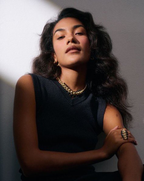 More pictures of Olivia Dean x <a href="/Cartier/">Cartier</a>