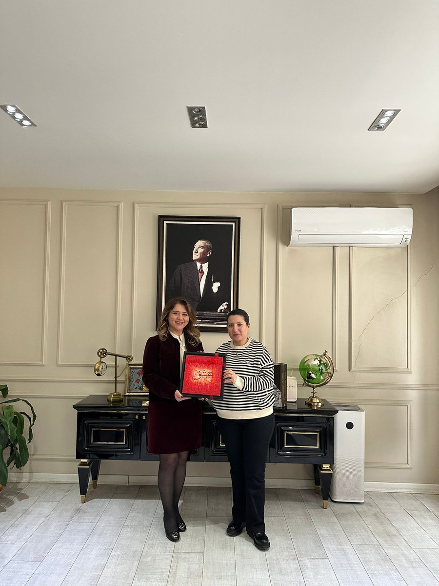 KikadResmi's tweet photo. KİKAD olarak; Konya Soroptimist Kulübü Başkanı Zeynep Gücüyener ile Yönetim Kurulu Üyeleri Deniz Kaldırım, Tuğçe İlgün ve Arife Keçeciler’i derneğimizde ağırlamaktan memnuniyet duyduk…
Nazik ziyaretleri ve keyifli sohbetleri için kendilerine teşekkür ediyor; ortak akıl ile https://t.co/FcBRSwHUiz