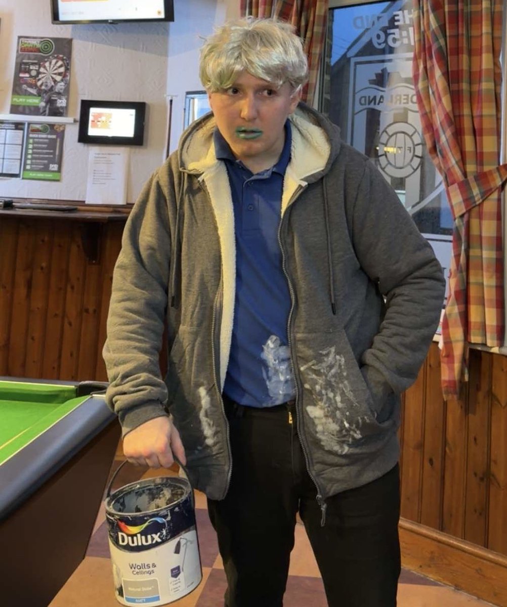 Grandpa ate paint today thinking it was yoghurt #LovetheDarts #BetMGMDarts