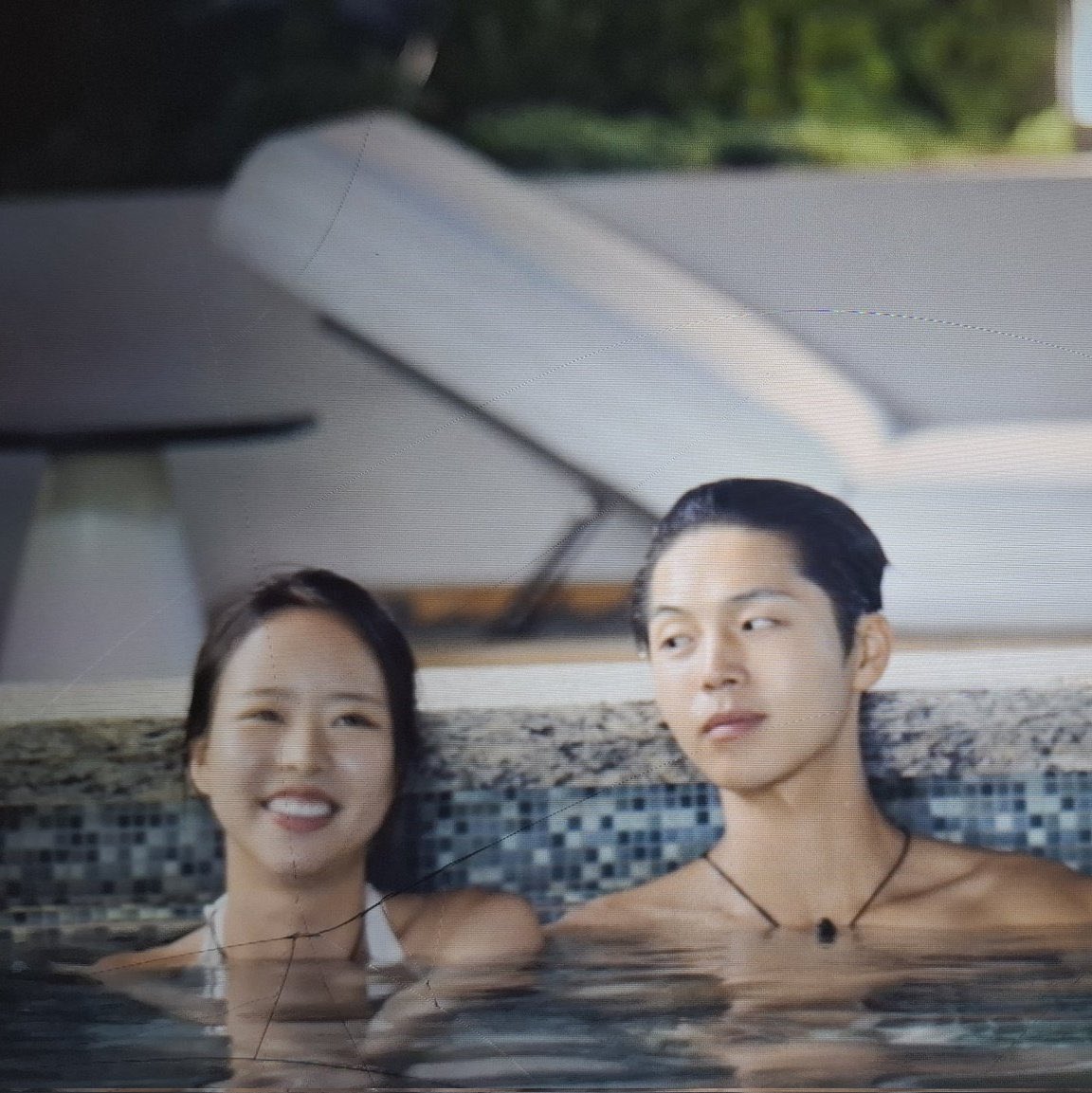 hanna_mandu22's tweet image. To HeeSun and SuBeen, 
Date in real life after the show. Then, break up and make an appearance on Transit Love S5 and date again. SI is not enough. I want to see you two together on screen. 🥺❤️ #singlesinferno5