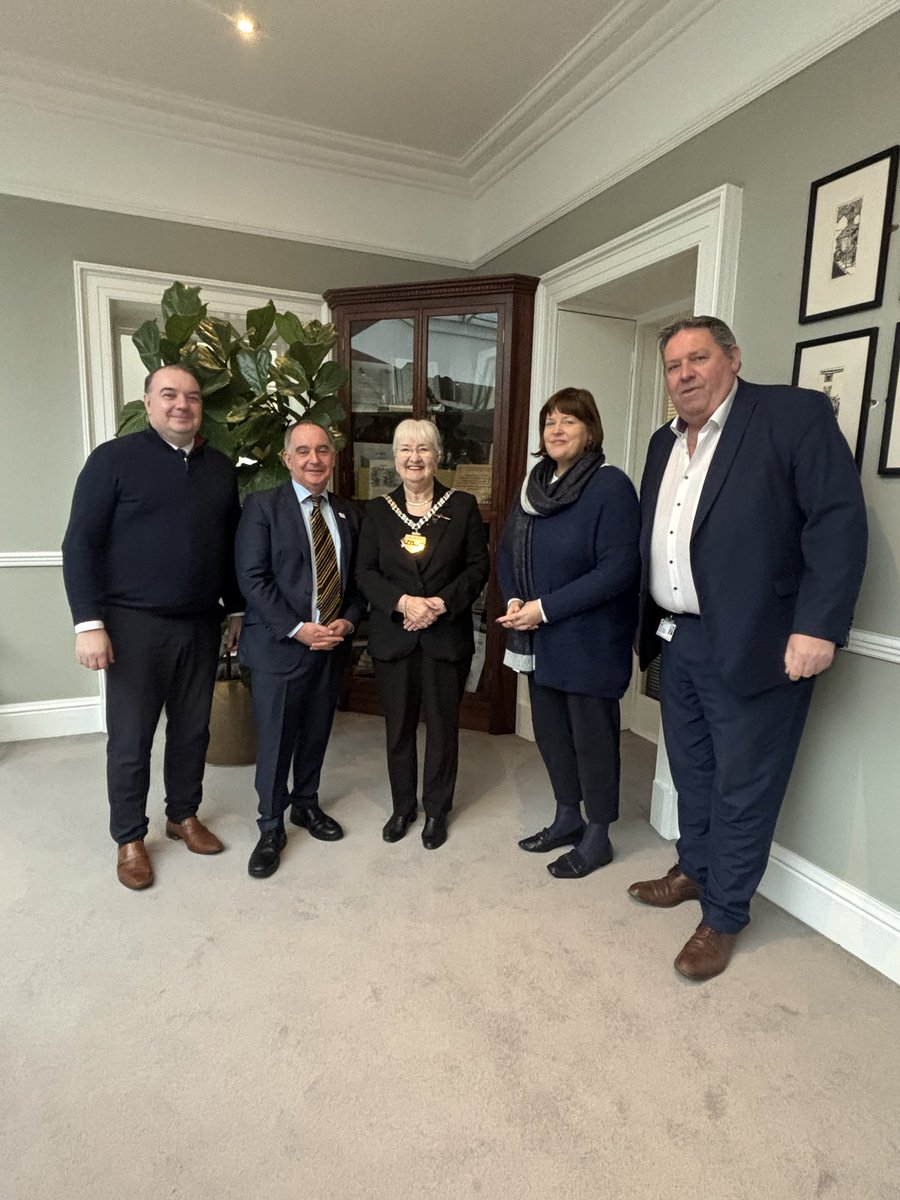 AILGIRE's tweet image. Our National Executive Committee advanced a number of key #localgov issues today at their monthly meeting hosted in Kilkenny County Council - many thanks to the Cathaoirleach, AILG Executive member @seanohargain and CE Lar Power for the warm welcome to the Marble County!