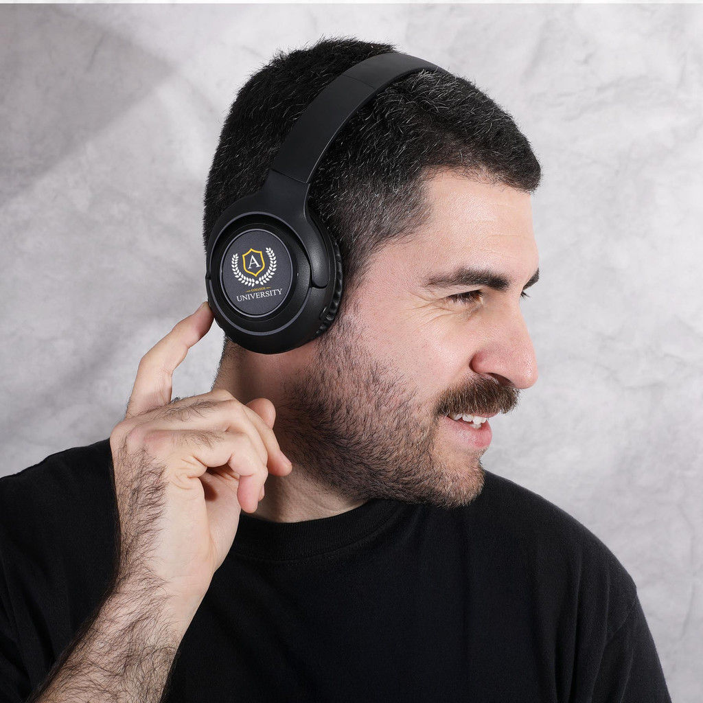 KMKPromote's tweet photo. Build lasting client relationships with our promo products. Ready to boost your brand! https://t.co/Sdc36ZIIVp #headphones #luggage #jackets #promomarketing https://t.co/8CjFOCXGkk