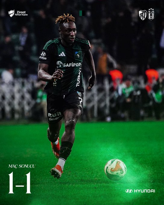 HAaMr7iWMAAaWHZ?format=jpg&name=small