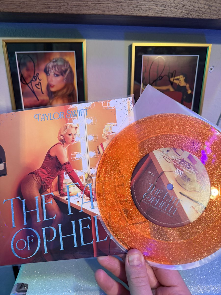 RealClif10's tweet photo. @taylornation13 LOVE, LOVE, LOVE, LOVE! ✨ can’t wait to add this showgirl ✨ #tloasg #Opalite https://t.co/I6MlFRBnDP