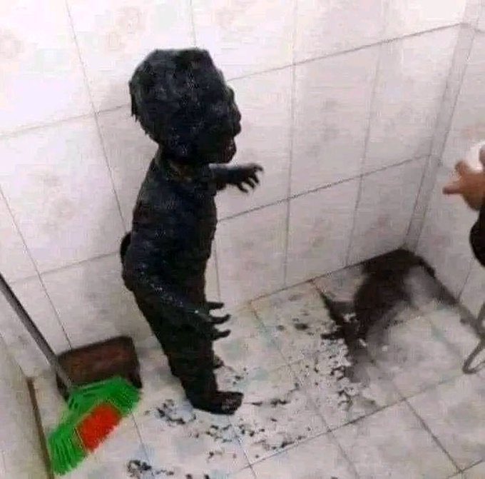 morodelsur's tweet image. Mi pulmón viendo que me voy a fumar el décimo cigarro del día