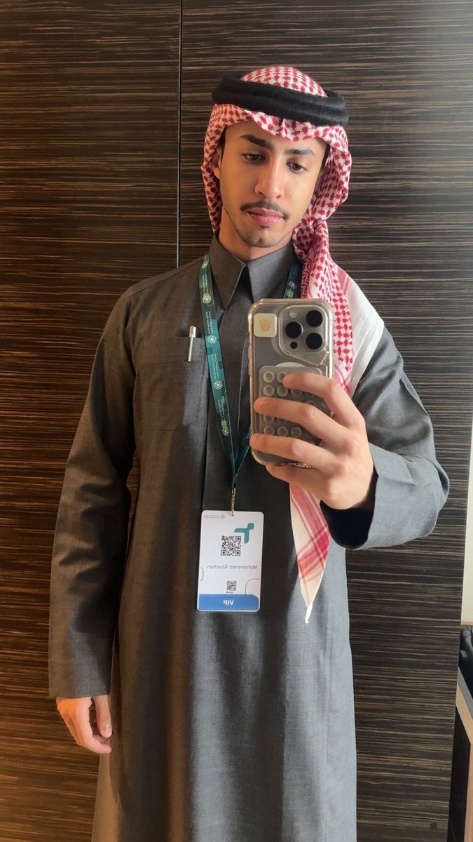 pkc_9's tweet photo. لك الحمدلله يا الله 🙏🏻
انتهينا من رحلة دامت نحو الثمانية أشهر، لم تكن بالسهلة ولكن كانت عظيمة جداً تعلمنا منها الكثير والتقينا بالكثير لم يذهب تعبنا سداً، شكراً لجامعتي@kkueduksa وشكراً للمنتدى @saudi_mf وشكراً لجميع من أمن بموهبتي 
🇸🇦❤️ #المنتدى_السعودي_للإعلام_2026 https://t.co/ioXkrJ4d1H