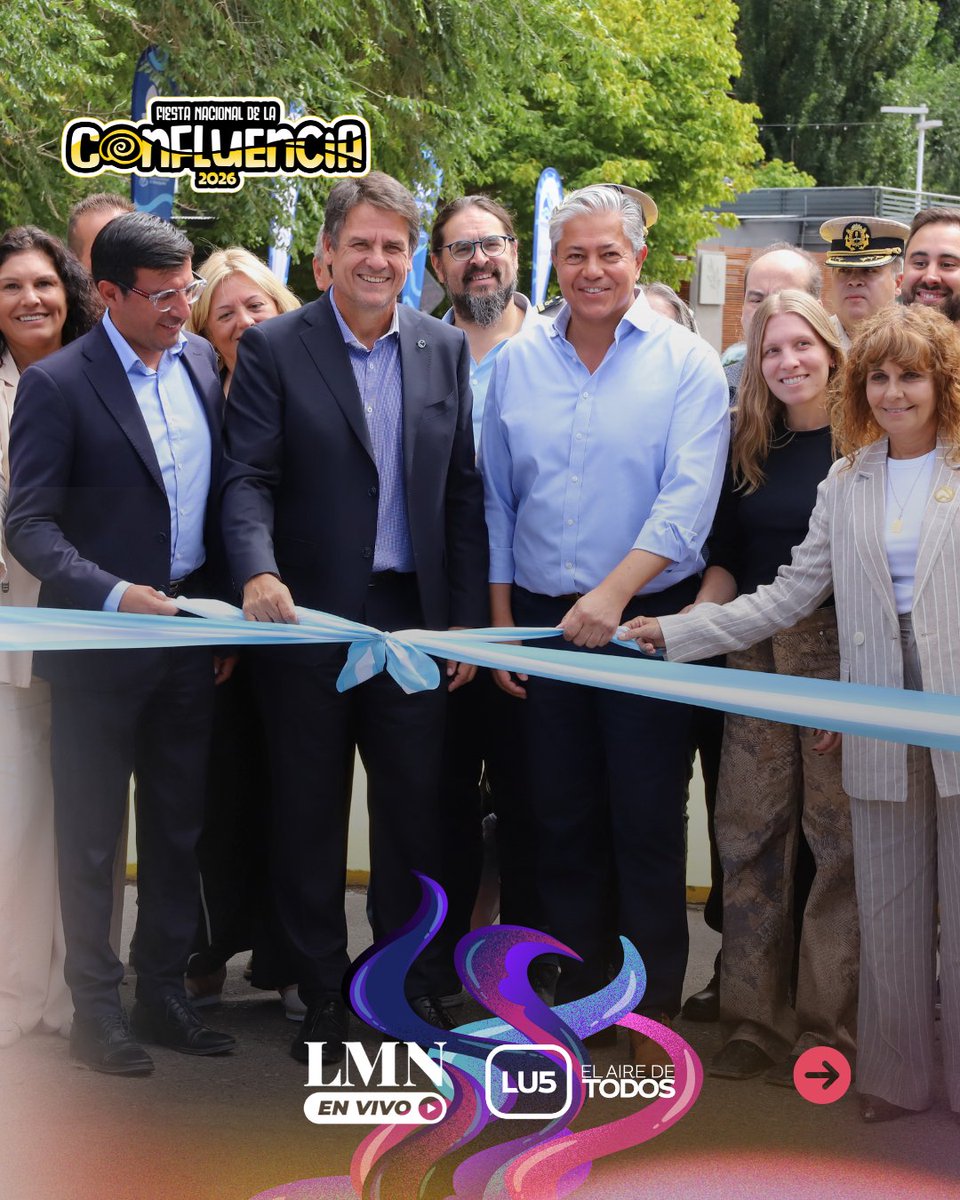 LMNeuquen's tweet photo. 🎉 Con el corte de cintas, comenzó oficialmente la #FiestaDeLaConfluencia 2026: música, gastronomía y feria a orillas del #Limay. https://t.co/ZEyx0RUKTE