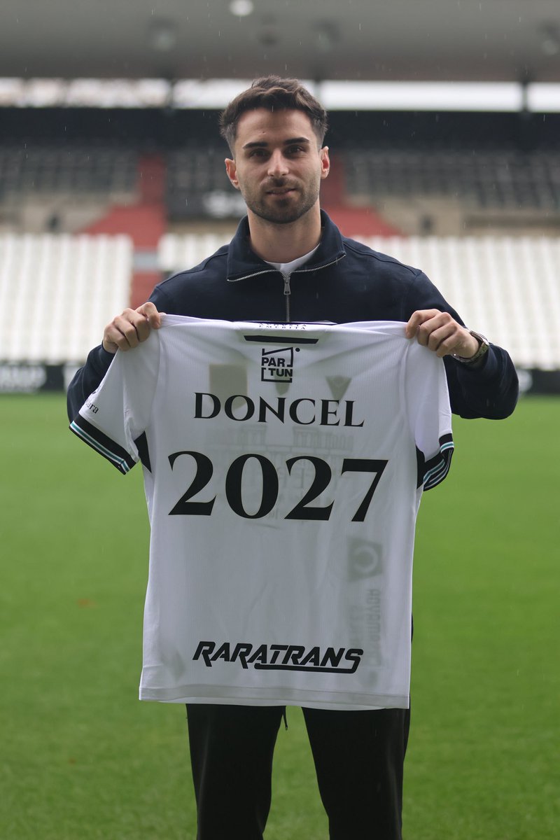 ⚪️⚫️

𝐂𝐚𝐫𝐥𝐨𝐬 𝐃𝐨𝐧𝐜𝐞𝐥